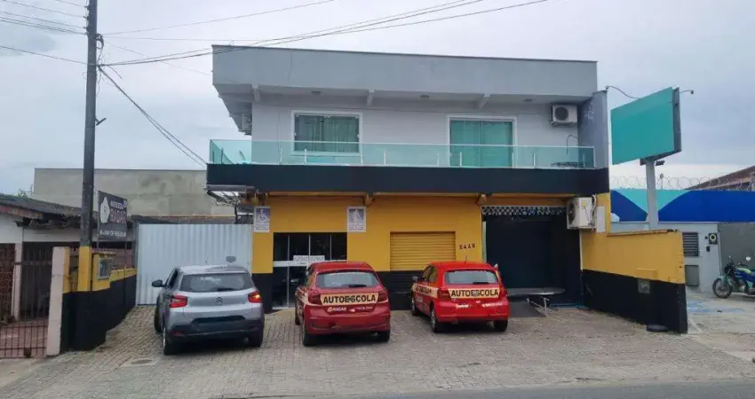 Casa com 3 quartos à venda na Avenida Paulo Schroeder, 2448, Petrópolis, Joinville