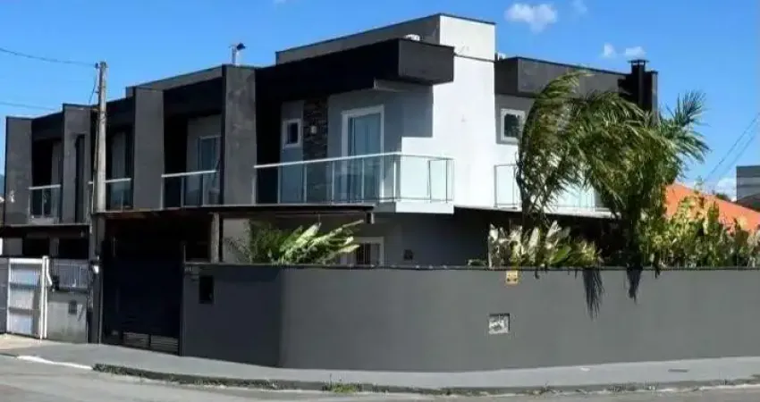 Sobrado geminado no costa e silva com 2 quartos para venda, 120 m²