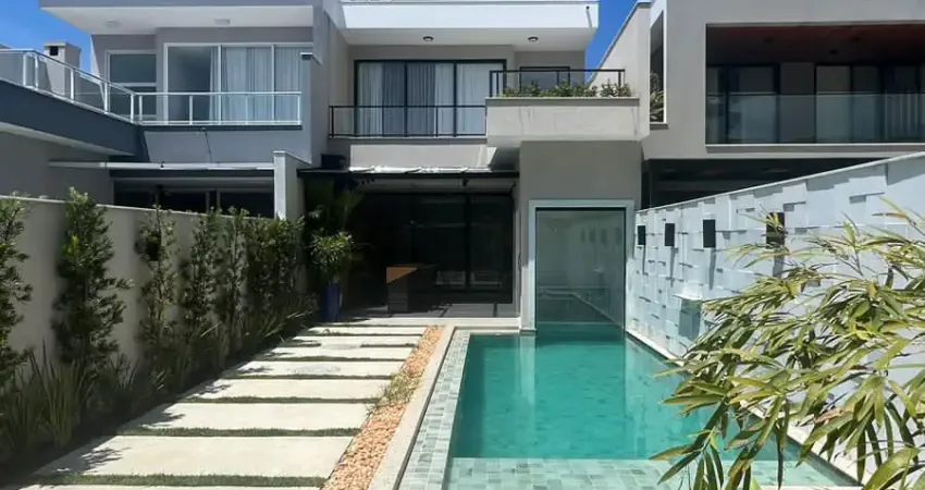 Casa em condomínio fechado com 4 quartos à venda na Avenida Di Cavalcanti, 75, Barra da Tijuca, Rio de Janeiro