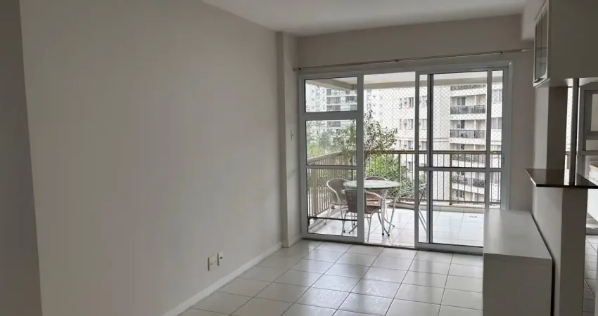 Apartamento com 2 quartos no cidade jardim na barra da tijuca