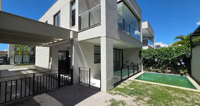 Casa com 3 suítes no condomínio sofisticado no recreio dos bandeirantes