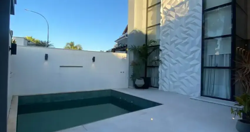 Linda casa mobiliada no condomínio riviera del sol no recreio dos bandeirantes