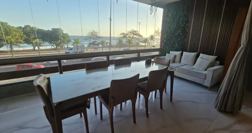 Apartamento frontal mar com 3 suítes na praia da barra da tijuca
