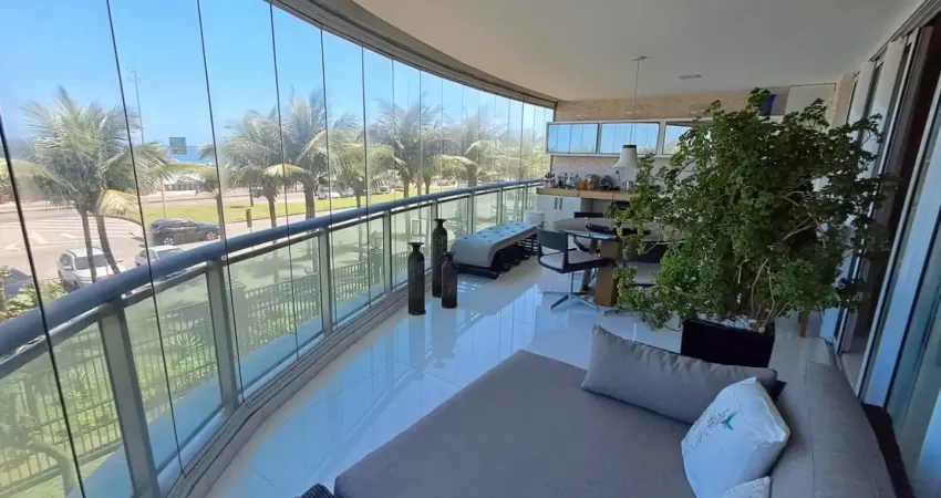 Apartamento reformado com 4 suítes frontal na barra da tijuca