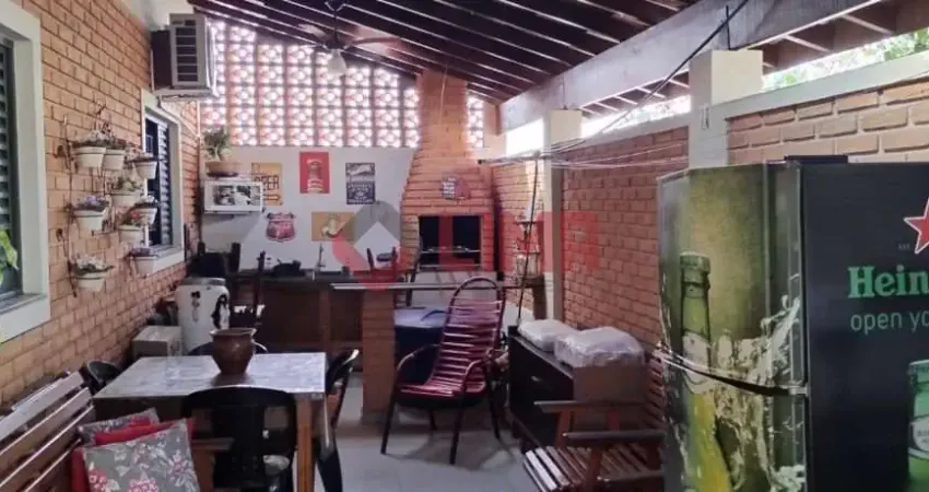 Casa com 3 quartos à venda no Jardim Solange, Bauru 