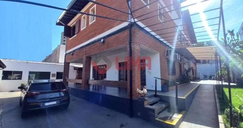 CASA COMERCIAL COM 14 AMBIENTES NO JARDIM AMÉRICA - BAURU