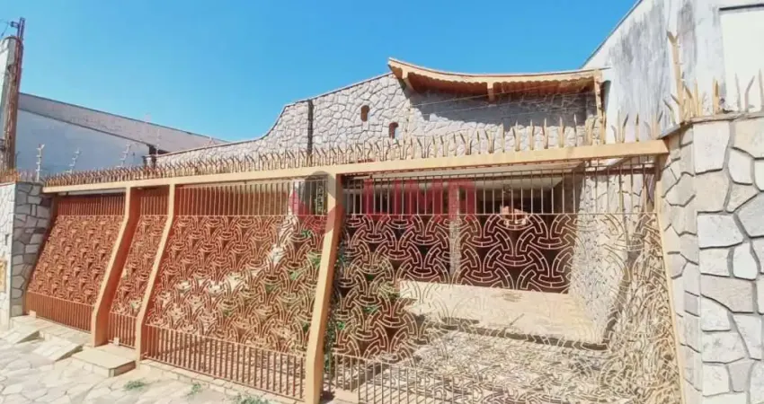 EXCELENTE OPORTUNIDADE NA VILA CARDIA - CASA COM 3 SUÍTES E EDÍCULA
