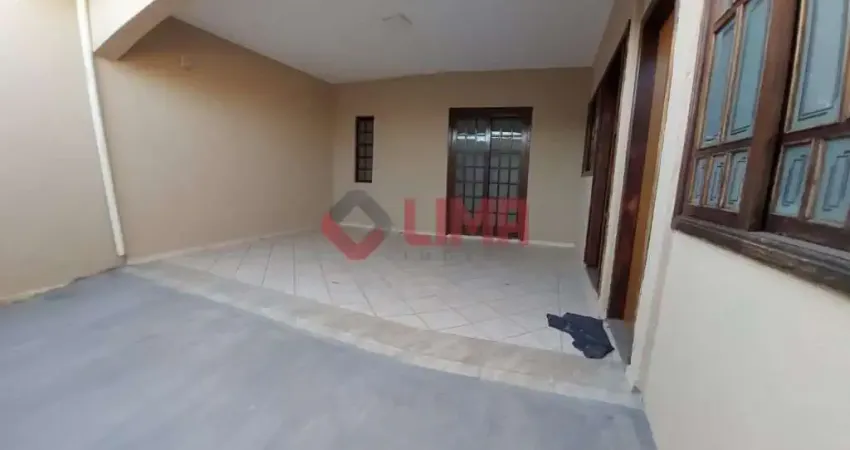 Excelente casa para locação com 3 dormitórios e 2 vagas de garagem próxima ao do upa do bela vista