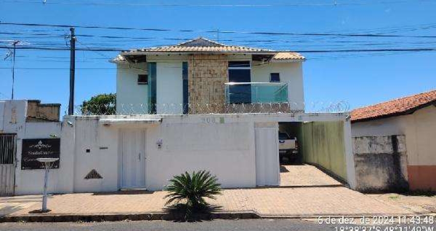 Oportunidade Única em ARAGUARI - MG | Tipo: Casa | Negociação: Venda Direta Online  | Situação: Imóvel