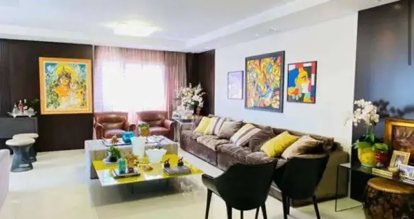 Apartamento com 3 suítes sendo 1 master - Edifício Beverly Hills - Bairro Popular - Próximo da Praça