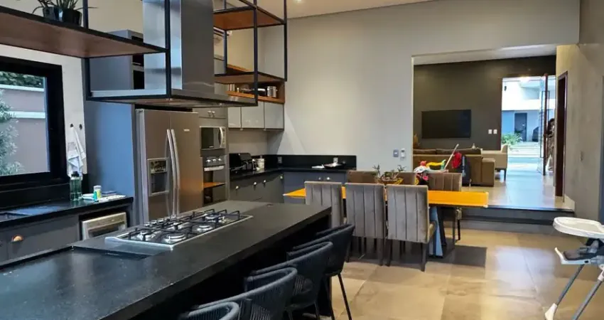 Casa térrea com 3 suítes - Excelente acabamento - Porteira fechada - Condomínio Florais do Valle