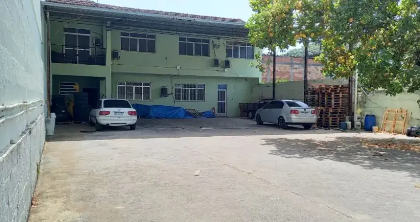 Imóvel Comercial com Amplo Pátio – Taquara, Jacarepaguá – Ideal para Empresas | Venda e Locação