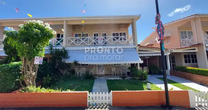 Casa duplex em condomínio com 4 quartos e área de lazer em paulista