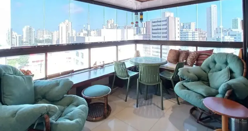 Graças, 167 m², varanda, vista definitiva, 4 quartos, sendo 2 suítes , lavabo, 3 wcs, área de serviço completa,  despensa,  duas vagas.