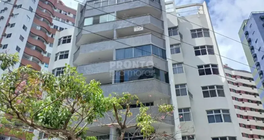 Apartamento 3 quartos (1 suíte) em boa viagem com 136m², o imóvel é nascente e muito bem localizado.