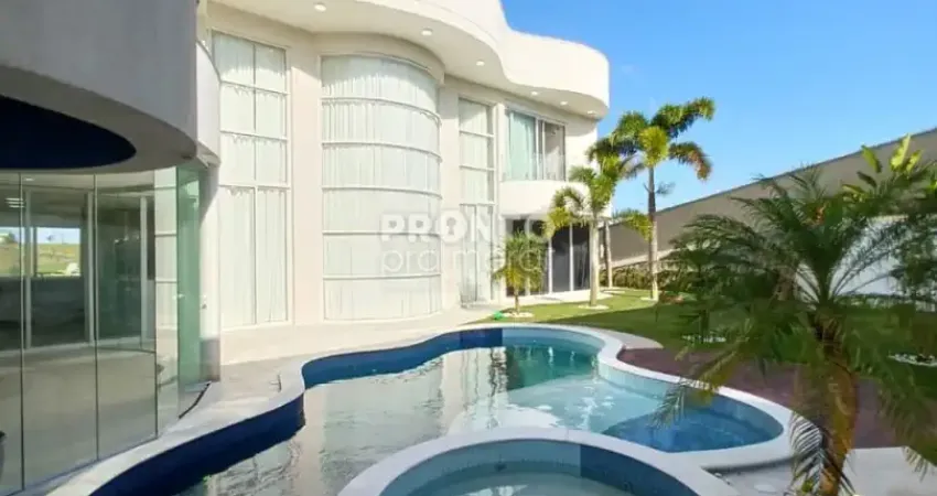 Casa de luxo mobiliada em condomínio fechado com 549 m² de área privativa!!