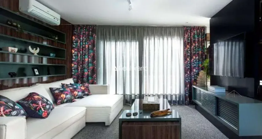 Linda casa de alto padrao em condominio fechado em Butiatuvinha, Curitiba