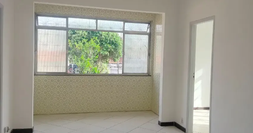 APARTAMENTO TIPO CASA 3 QUARTO , ÁREA DE SERVIÇO E VAGA