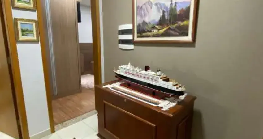 Casa à venda 3 Quartos, 2 Vagas, 200M², Vila Santana, Cambé - PR