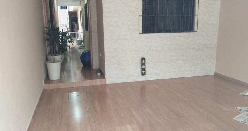 Sobrado ao lado do Shopping