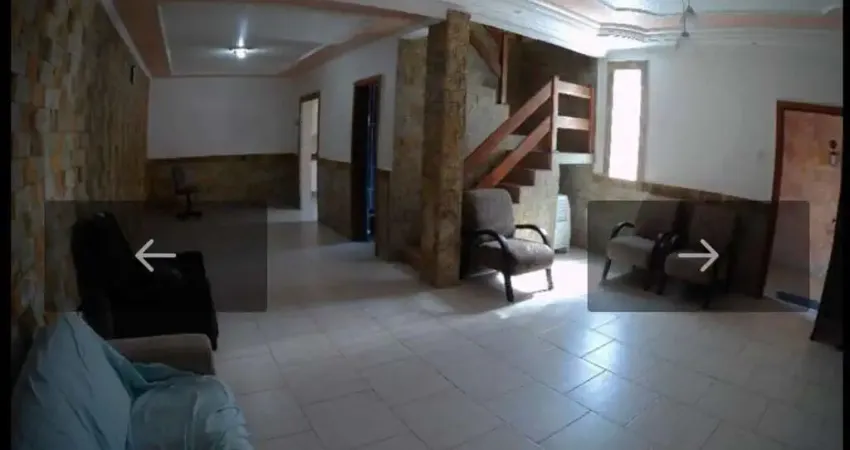 Casa com 4 quartos à venda na Vila Urupês, Suzano