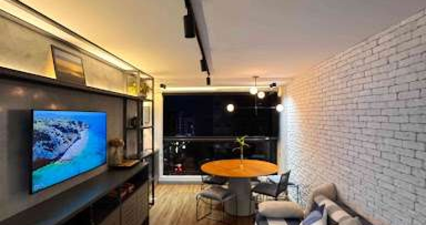 Apartamento de 80m2 com 3 Quartos Todo Mobiliado e Projetado