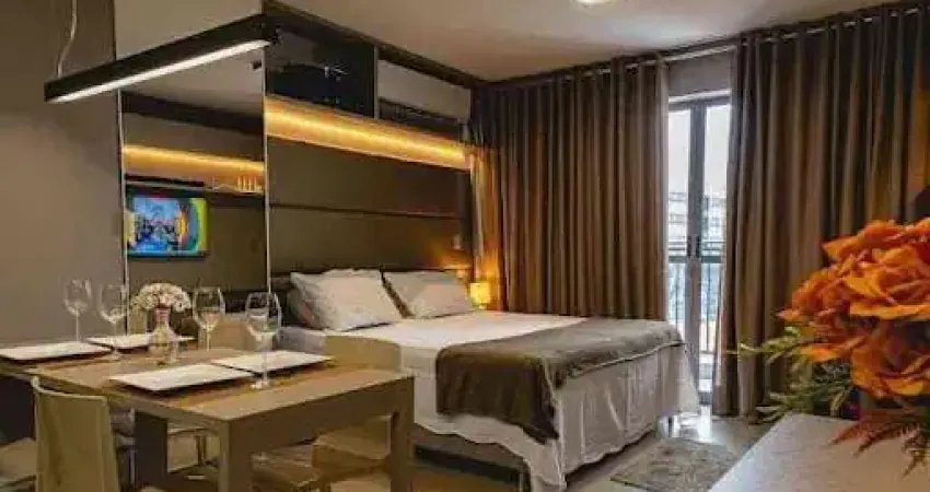 Flat de 34m2 com Varanda, Mobiliado e Projetado, 100m do Mar
