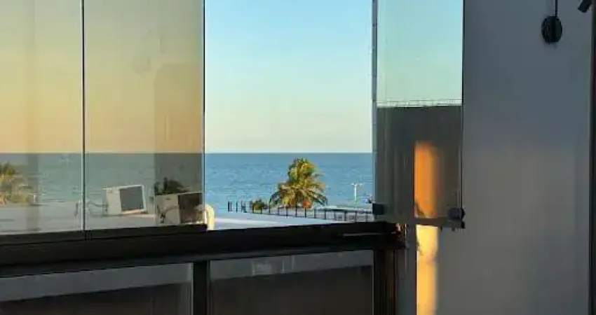 Cobertura com 133 m² a 50 m da praia de Cabo Branco com Piscina Privativa