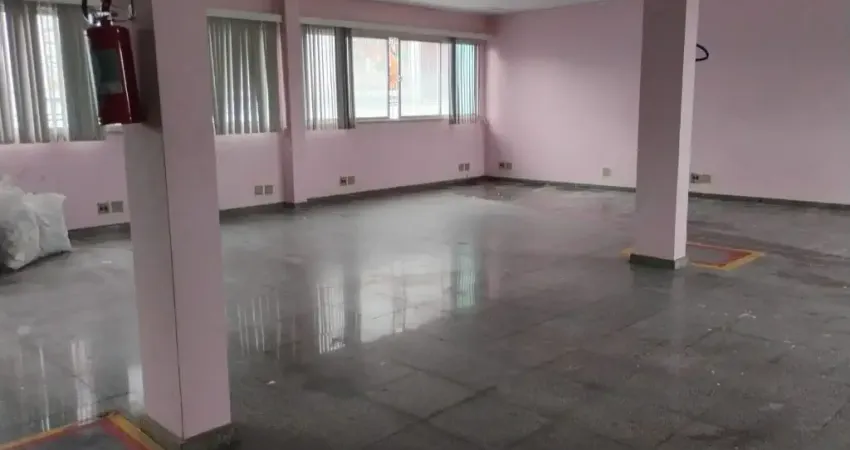 ALUGO SALA COMERCIAL com 100m² - Rua do Comércio- Pavimento Superior