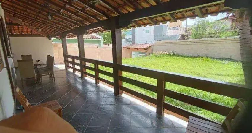 Casa com 3 quartos à venda no Castelo, Belo Horizonte 