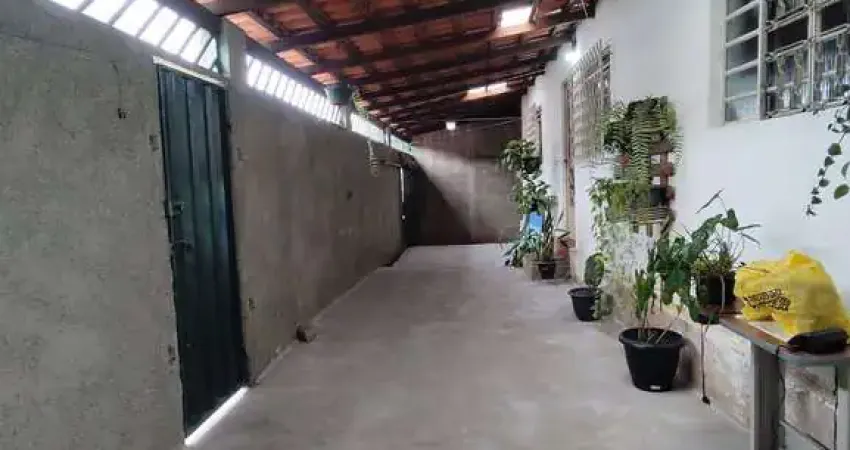 Casa a venda 3 quartos reformada no bairro inconfidência, bh