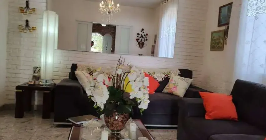 Casa 4 quartos, 2 suítes, energia fotovoltaica, bairro álvaro camargos, bh.