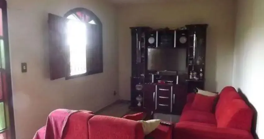 Casa 2 quartos com lote de 588 m² à venda, próxima à av abílio machado.