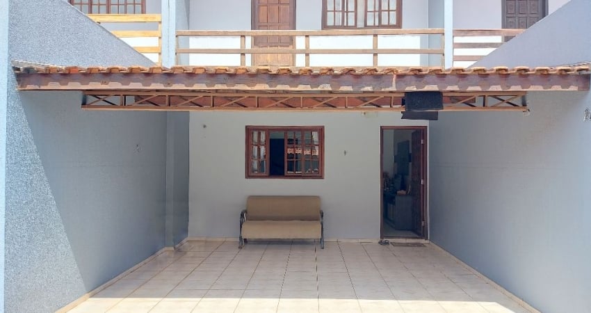CANCELLI - COND. FECH. - 2 QUARTOS, SALA, COZINHA, AREA DE SERVIÇO, CHURRASQ, 2 VAGAS DE CARRO, A/C-100M²