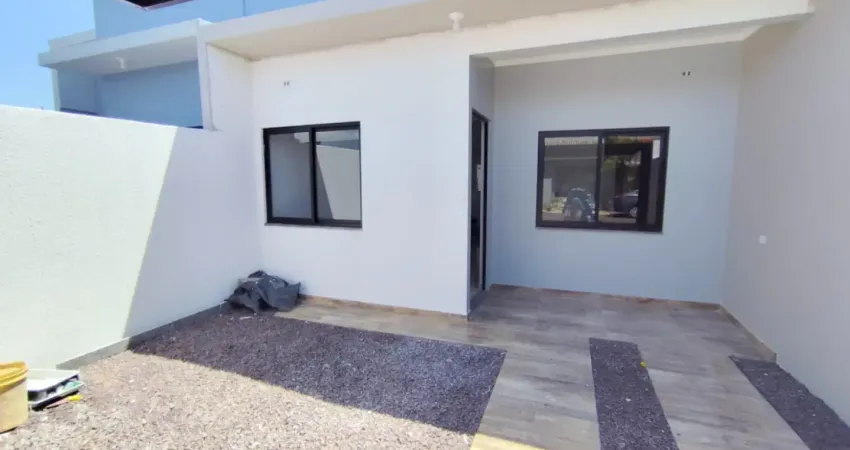 Excelente casa no esmeralda nova, de 3 quartos, 2 vagas de carro , a/constr. 64m²