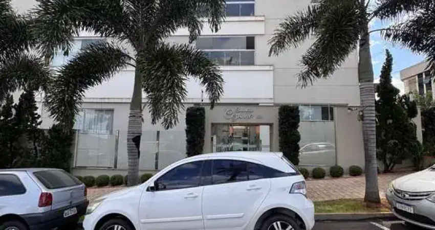 Apartamento com 3 quartos para alugar no Centro, Cambé 