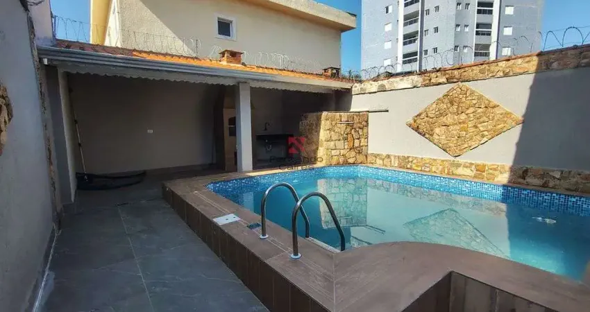 Casa geminada com piscina e espaço gourmet – caiçara / praia grande-sp