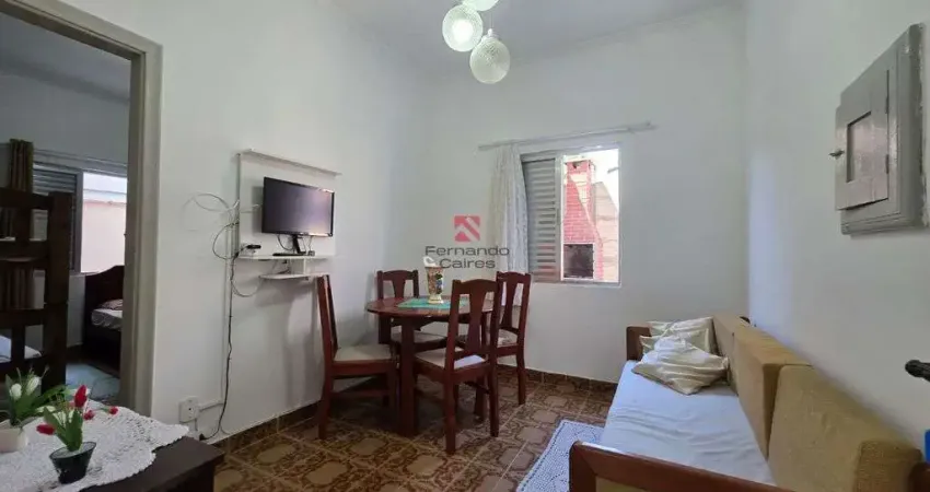 Kitnet semi mobiliada no canto do forte – praticidade e excelente localização