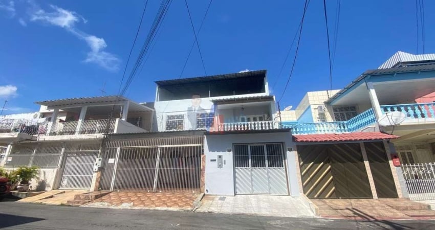 Casa com 4 quartos à venda na Travessa Imbaúba, 001, Flores, Manaus