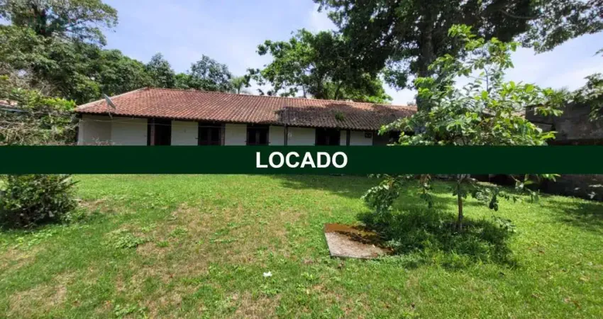 Locação mensal em itapoá, casa frente mar, vista para baia da babitonga
