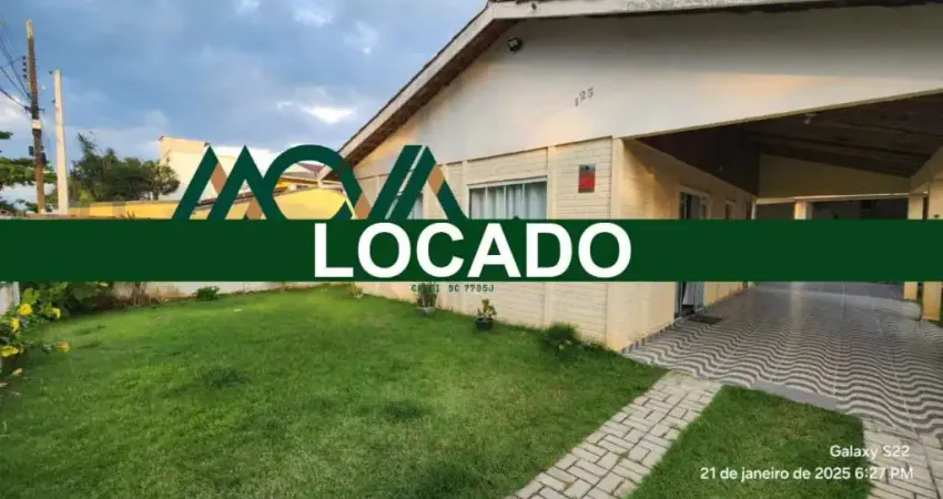 Casa com 4 quartos para alugar na Rua 2605 Matuiassu, 123, Pontal do Norte, Itapoá