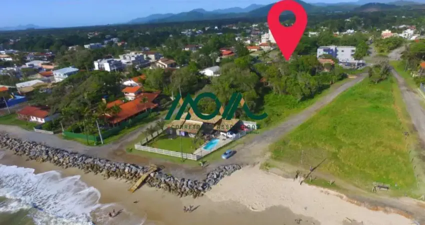 Três terrenos juntos, quadra mar e com duas frentes em itapoá