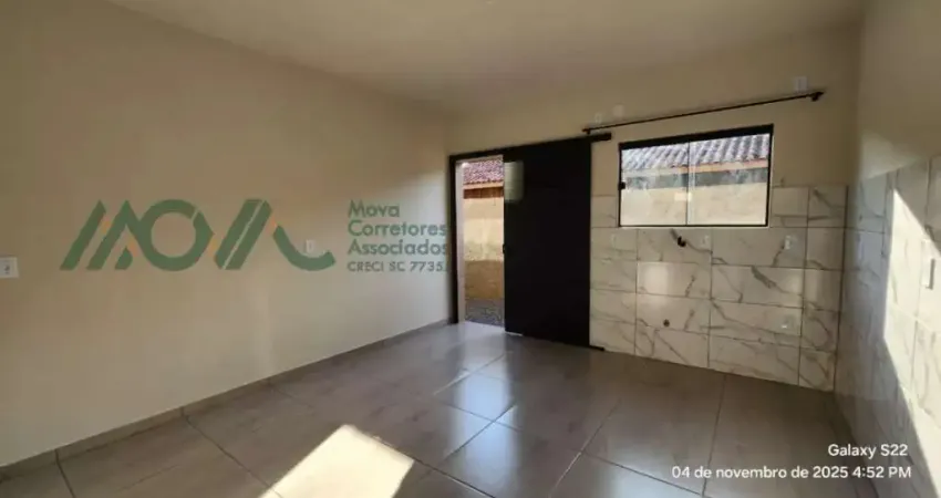 Casa com 2 quartos para alugar na Rua 2580 Tupã, 402, Pontal do Norte, Itapoá