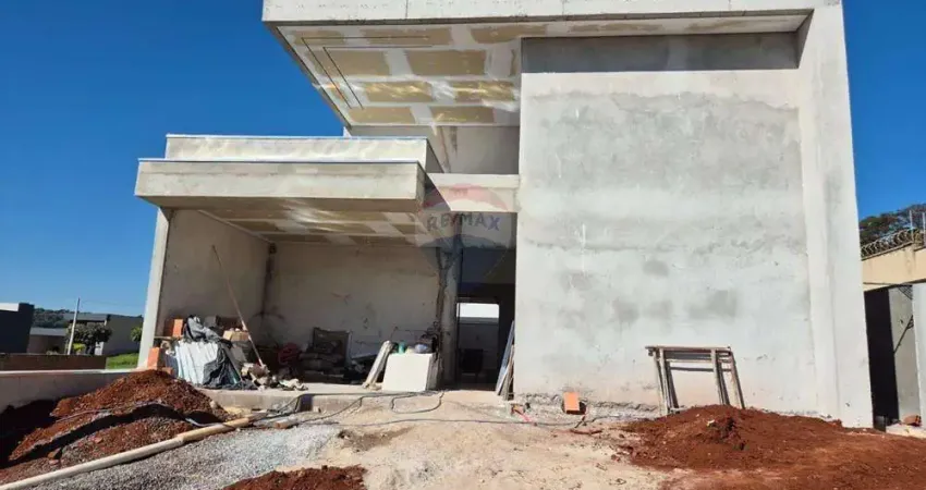 Casa de Condomínio térrea à venda de 258.00m² com 3 Quartos, 2 Suítes, 4 banheiros em Bonfim Paulista
