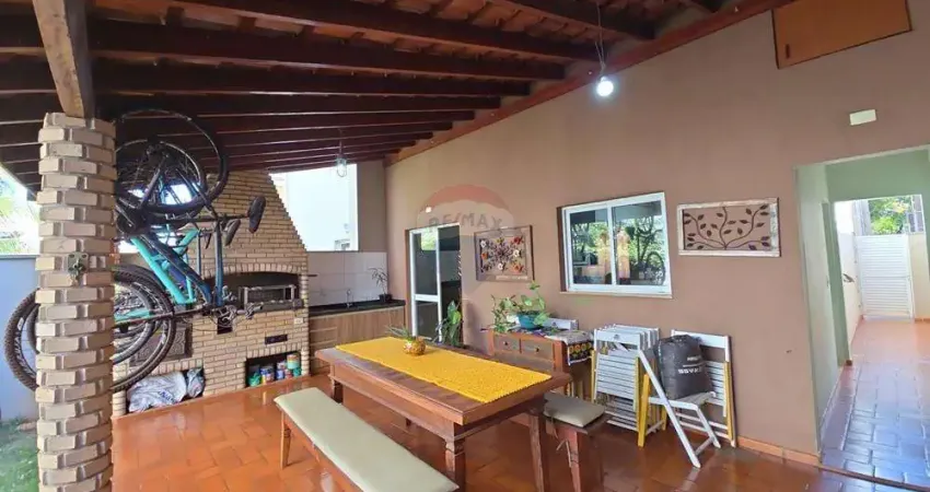 Sobrado de esquina com energia solar e 4 vagas – condomínio topázio, bonfim paulista