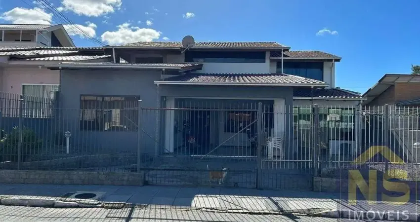 Casa com 4 quartos à venda no São Judas, Itajaí 