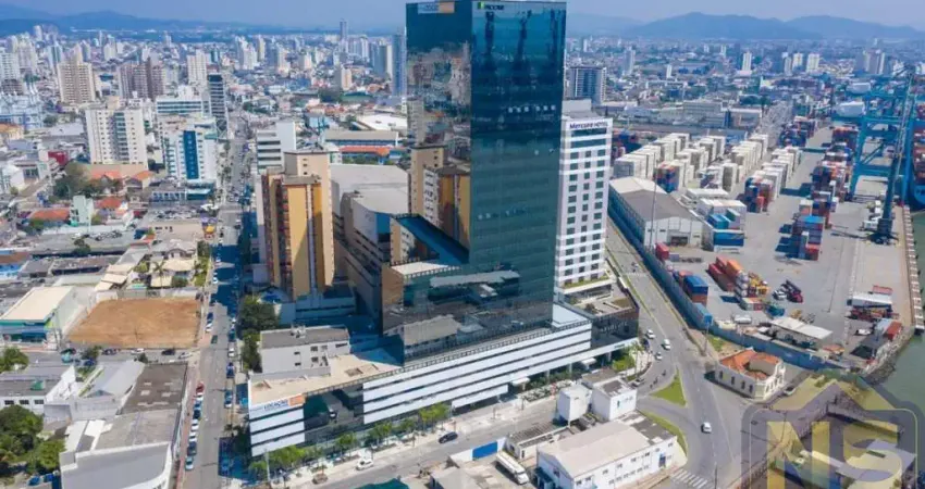 Salas e pavimentos comerciais e corporativos no centro de itajaí sc