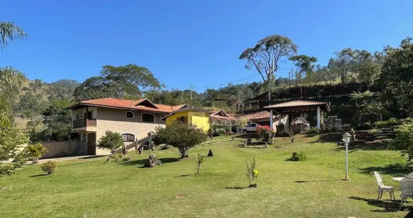 Chácara com 5 dormitórios à venda, 5714 m² por R$ 1.600.000,00 - Cachoeirinha - Bom Jesus dos Perdões/SP