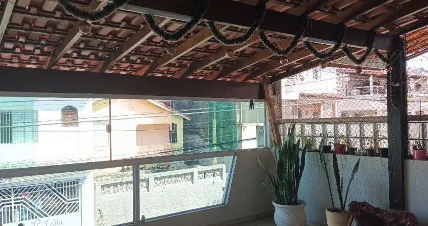 Casa com 3 quartos à venda na Rua São Diogo, Vila Araguaia, São Paulo