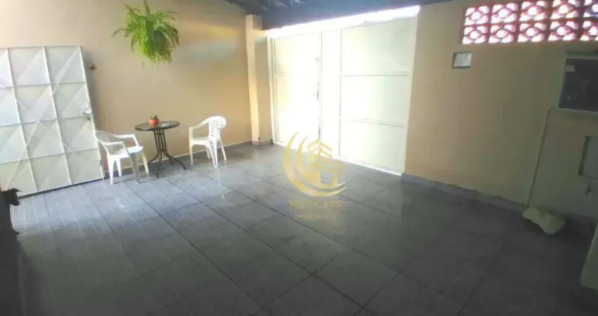 Sobrado com 2 dormitórios à venda, 110 m² por R$ 340.000 - Vila Areao - Taubaté/SP
